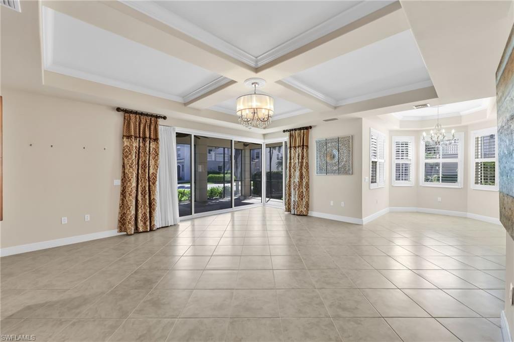 Residential in NAPLES 3