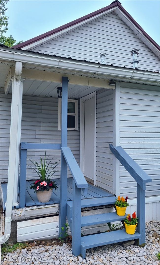 215 Summers Street, Sold in Elizabeth Zoocasa