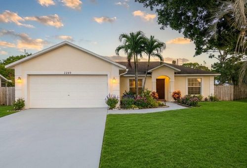 2249 Se Glover St, Port Saint Lucie, FL, 34984-4723 | Card Image