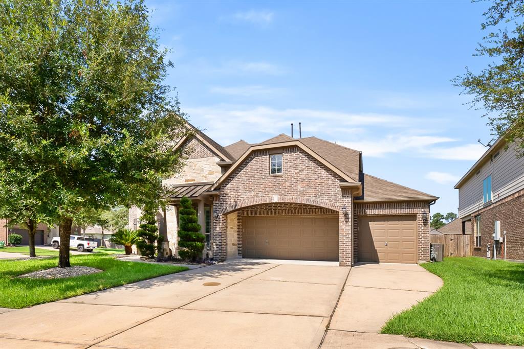 Lucknow Ln, Kingwood, TX 77339