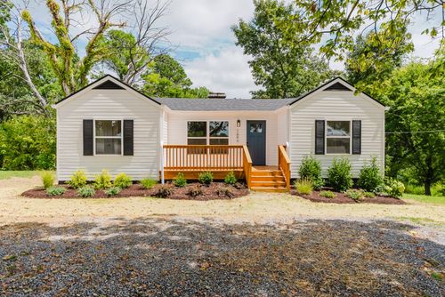 1646 Pleasant Grove Rd, Westmoreland, TN, 37186-2145 | Card Image