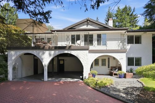 10659 Santa Monica Dr, Delta, BC, V4C1P9 | Card Image