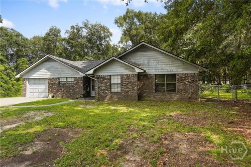 145 Zorn Rd, Hinesville, GA, 31313-6901 | Card Image