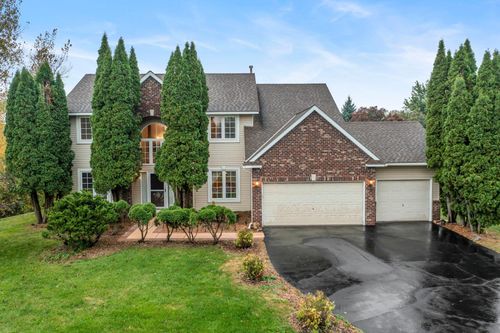 13947 Fleetwood Ave, Apple Valley, MN, 55124-5043 | Card Image