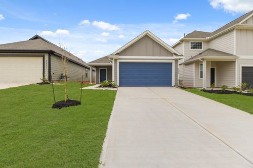 9235 Grace Ridge Dr, Willis, TX, 77318-1217 | Card Image