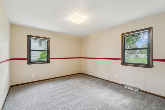 08_interior.jpg | Image 8