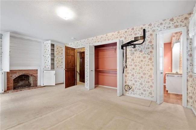 1150 Ne Colbern Rd, House other with 4 bedrooms, 5 bathrooms and null parking in Lee's Summit MO | Image 15