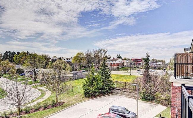 4D - 45 Cedarhill Cres, Townhouse with 3 bedrooms, 2 bathrooms and 1 parking in Kitchener ON | Image 14