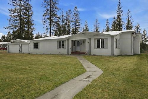 6399 Lakeview Dr, Nine Mile Falls, WA, 99026-5108 | Card Image