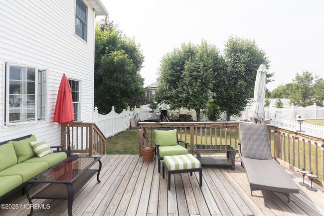 10 English Path, House other with 5 bedrooms, 3 bathrooms and null parking in Freehold NJ | Image 84