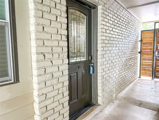 Front Door | Image 21