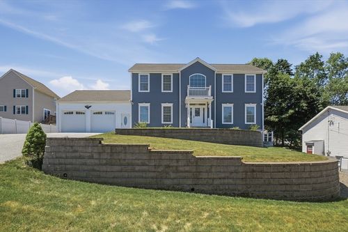 112 Pineland Ave, Worcester, MA, 01604-1450 | Card Image