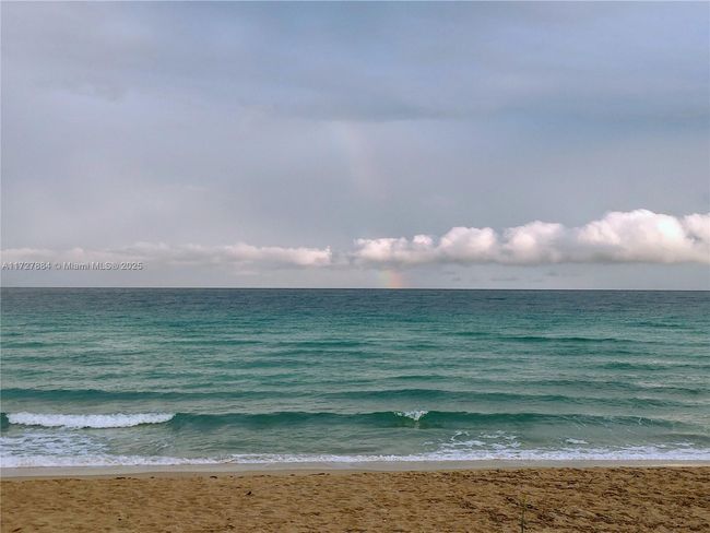 APT-2W - 3801 S Ocean Dr, Condo with 2 bedrooms, 2 bathrooms and null parking in Hollywood FL | Image 29