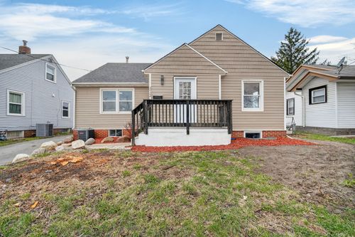 3932 2nd Ave, Des Moines, IA, 50313-3506 | Card Image