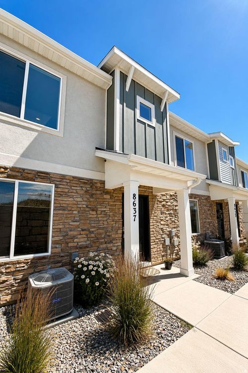 1126-8637 W Patron Way, Magna, UT, 84044-2089 | Card Image
