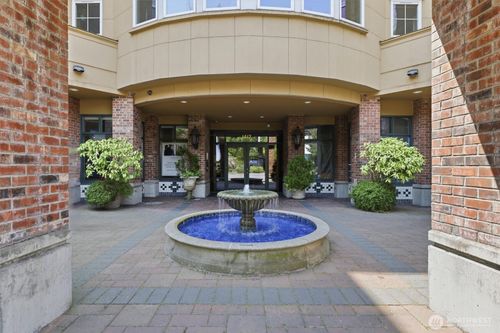 303-1417 Queen Anne Ave N, Seattle, WA, 98109-5751 | Card Image