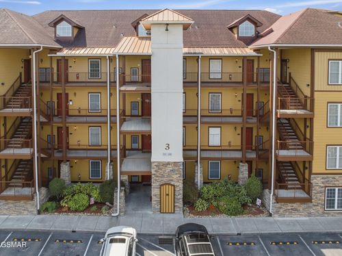 343-527 River Place Way, Sevierville, TN, 37862-5455 | Card Image
