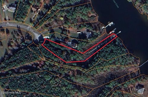 141 Seaview Ct, Bath, NC, 27808-9189 | Card Image