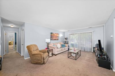 1B - 476 Raintree Court, Condo with 2 bedrooms, 2 bathrooms and 2 parking in Glen Ellyn IL | Image 3