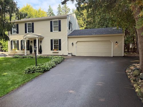 7829 Somerset Cir, Woodbury, MN, 55125-2334 | Card Image