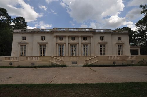 802 N Louise St, Atlanta, TX, 75551-1730 | Card Image