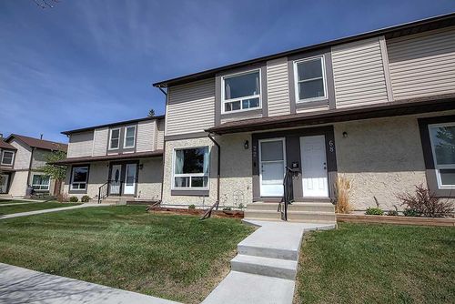 72 Deerpoint Rd Se, Calgary, AB, T2J6M9 | Card Image
