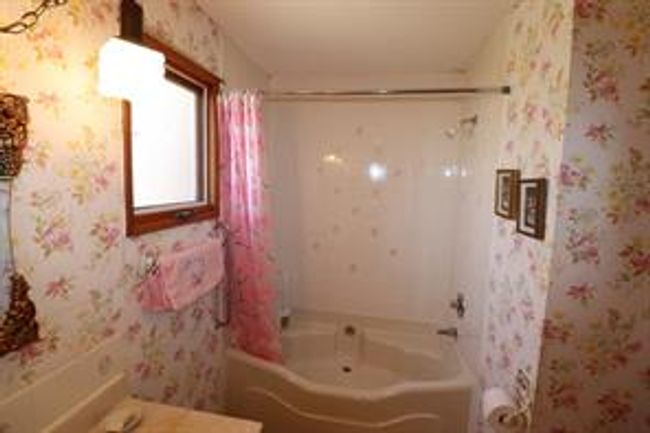 10 Sunset Cres, House detached with 3 bedrooms, 3 bathrooms and null parking in Lethbridge County AB | Image 20