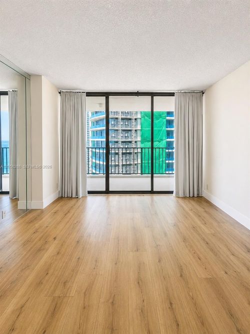 a1802-1865 Brickell Ave, Miami, FL, 33129-1621 | Card Image