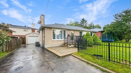 2518 Stillmeadow Rd, Mississauga, ON, L5B1X7 | Card Image