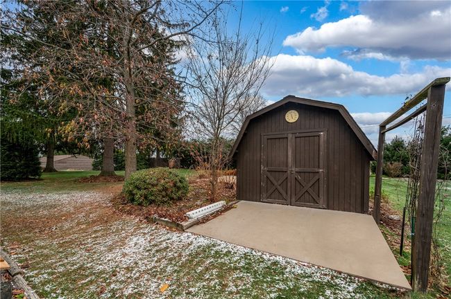 SHED TO OFFER EEN EXTRA STORAGE SPACE. | Image 29