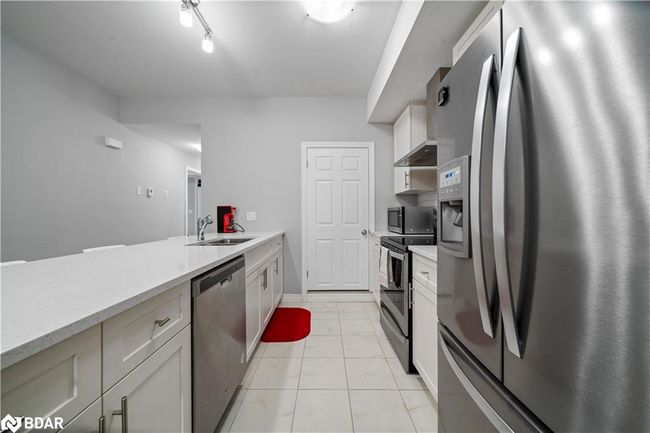 182 Oat Lane, House attached with 2 bedrooms, 2 bathrooms and 1 parking in Kitchener ON | Image 18