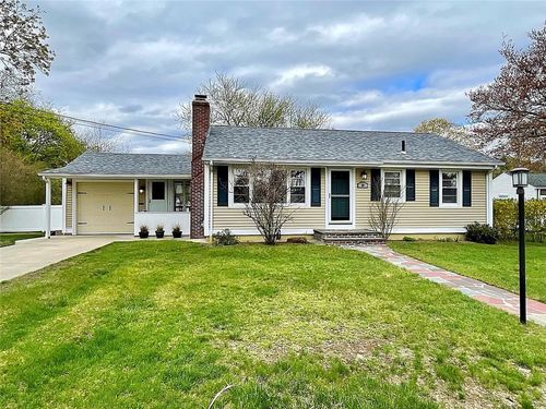 30 Althea Dr, Cranston, RI, 02920-8210 | Card Image