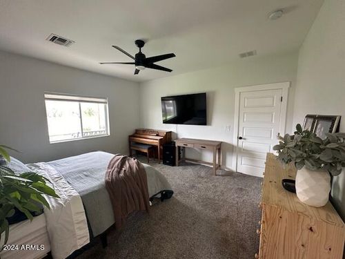 1492 N Porter Ln, Thatcher, AZ, 85552-5589 | Card Image