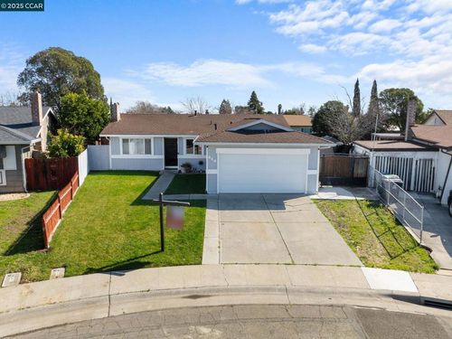 809 Ruddy Ln, Suisun City, CA, 94585-1824 | Card Image