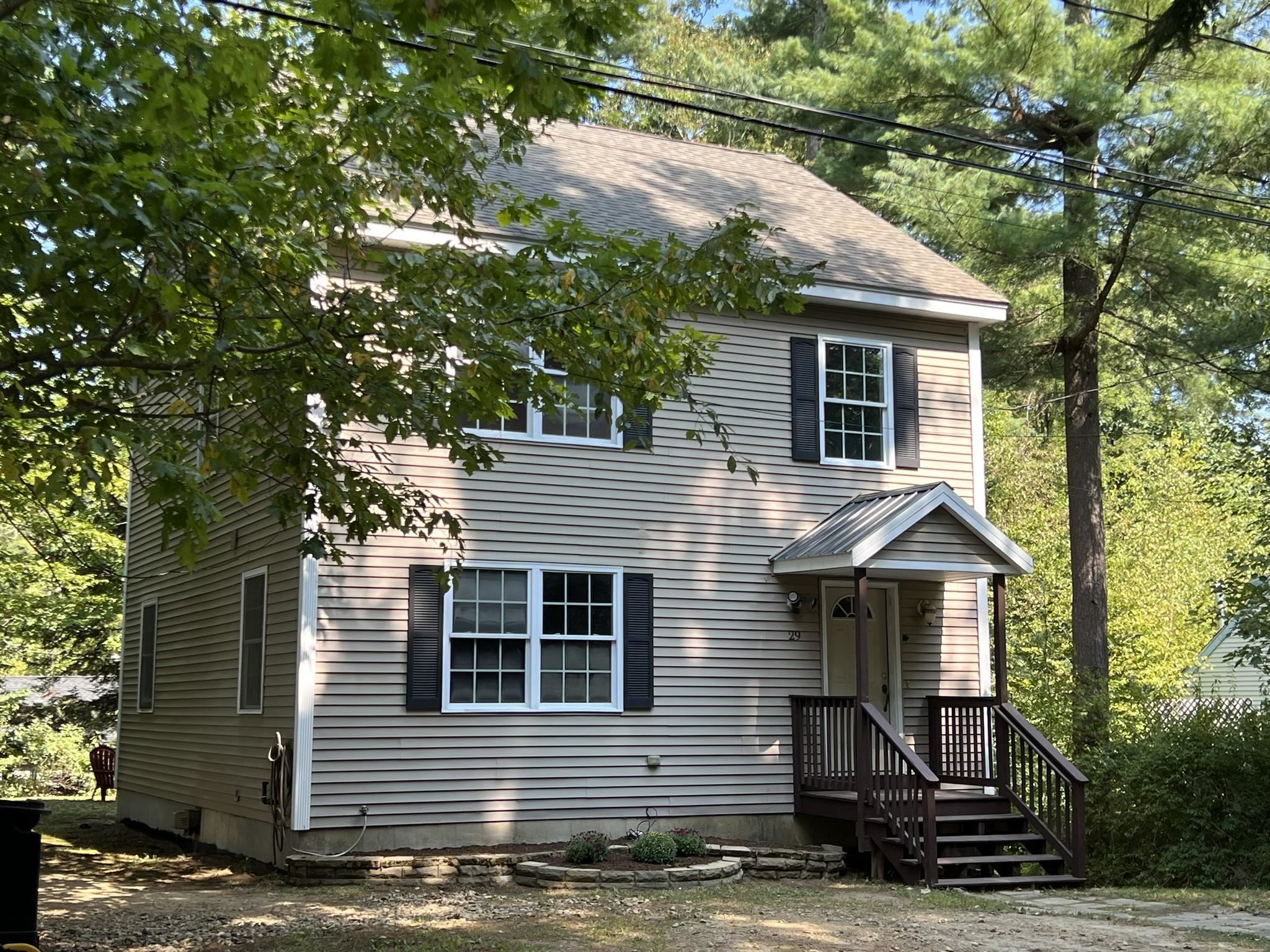 Elm St, Northwood, NH 03261
