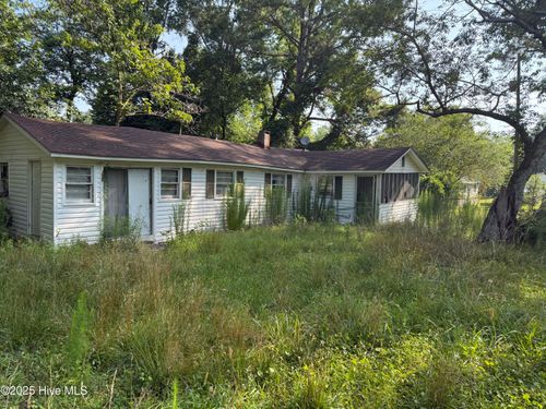 954 Horne Rd, Pendleton, NC, 27862-7128 | Card Image