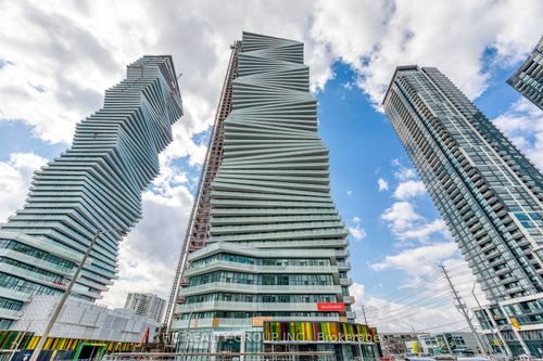 2805-3900 Confederation Pky, Mississauga, ON, L5B0M3 | Card Image