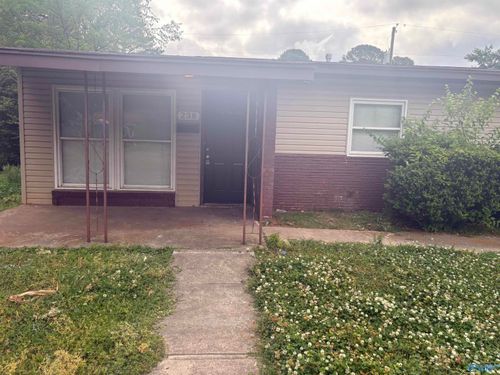 238 Victory Ln Ne, Huntsville, AL, 35811-1427 | Card Image