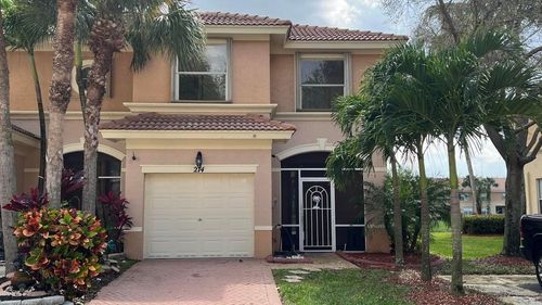 274 River Bluff Ln, Royal Palm Beach, FL, 33411-4216 | Card Image