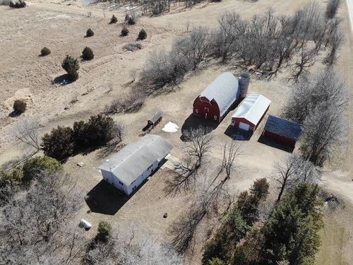 48802 County 77, Verndale, MN, 56481-3160 | Card Image