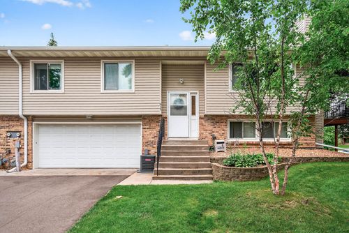 917 94th Ave Ne, Blaine, MN, 55434-2453 | Card Image