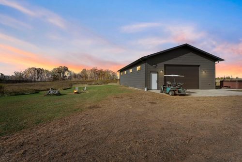 9427 Crestview Ln, Grasston, MN, 55030 | Card Image