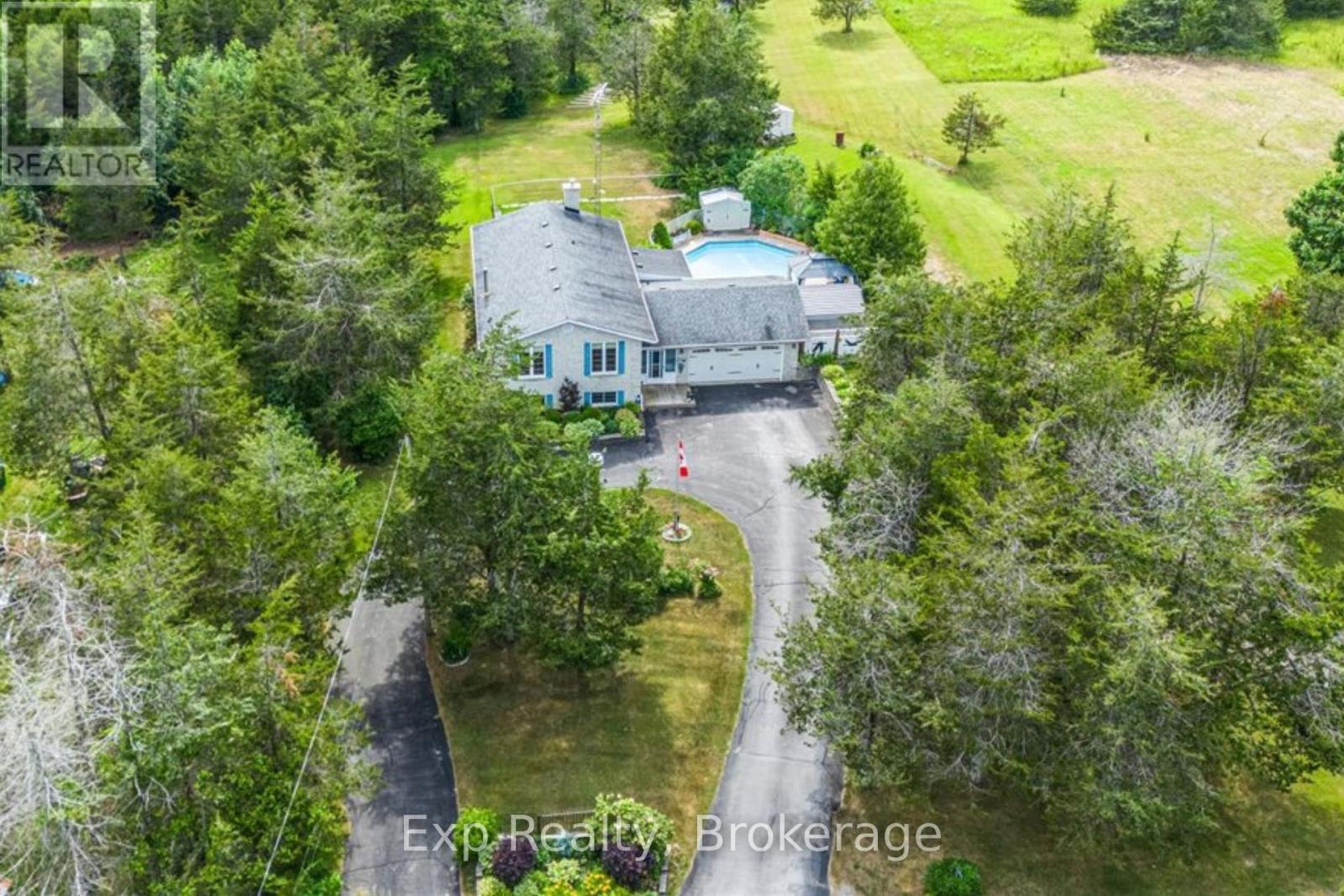 Residential in Tyendinaga (Tyendinaga Township)