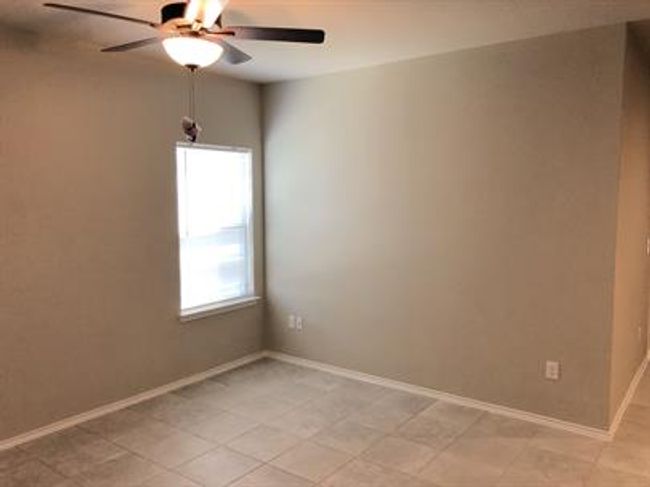 1208 Garland Rd, Home with 3 bedrooms, 2 bathrooms and null parking in Georgetown TX | Image 6