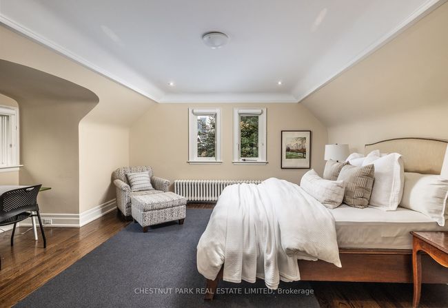77 Chestnut Park Rd, House other with 6 bedrooms, 5 bathrooms and 2 parking in Toronto ON | Image 23