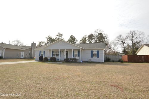 105 Potomac Ct, Richlands, NC, 28574-7151 | Card Image