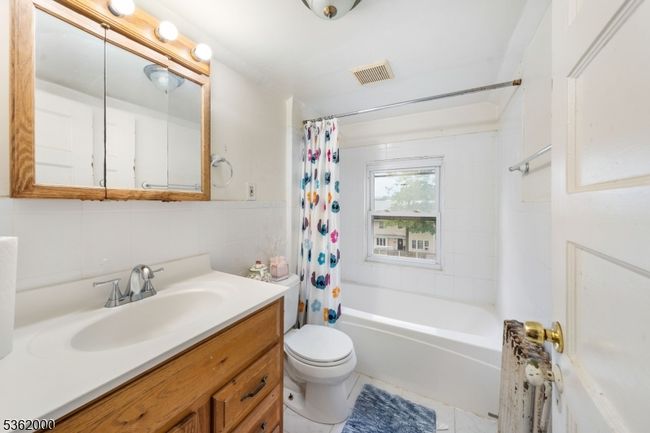 692 W 8 Th St, House other with 7 bedrooms, 3 bathrooms and null parking in Plainfield NJ | Image 23