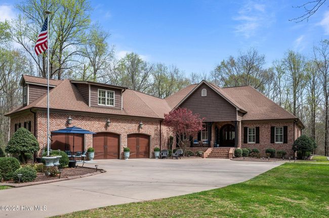 3860 Dixie Ridge Ln, House other with 4 bedrooms, 4 bathrooms and 3 parking in Grimesland NC | Image 63