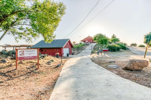 50806 Bramble Ln, Yokuts Valley, CA, 93675-9353 | Card Image