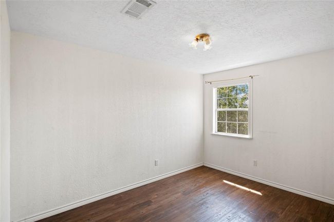 127 Metzwright Dr, House other with 4 bedrooms, 2 bathrooms and null parking in Anahuac TX | Image 20